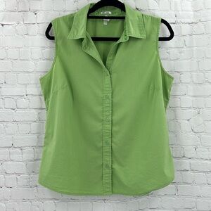 Old Navy Sleeveless Green blouse. 62% cotton, 34% nylon 4% spandex Size L